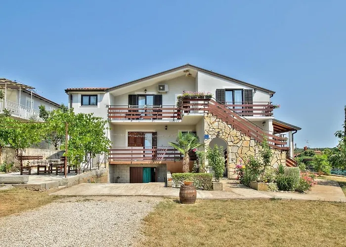 Eni Apartment